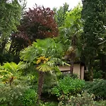 Rina Deluxe And Villa