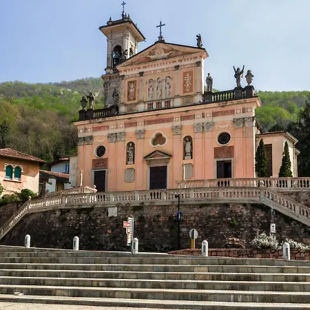 Villa Rina Deluxe And Porto Ceresio